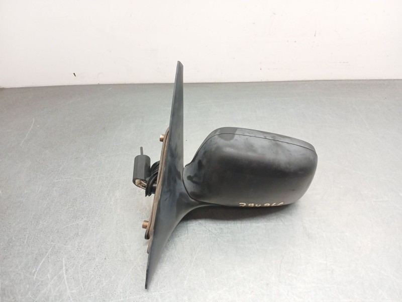 Recambio de retrovisor izquierdo para volvo 460 (464) 2.0 referencia OEM IAM 3452991  