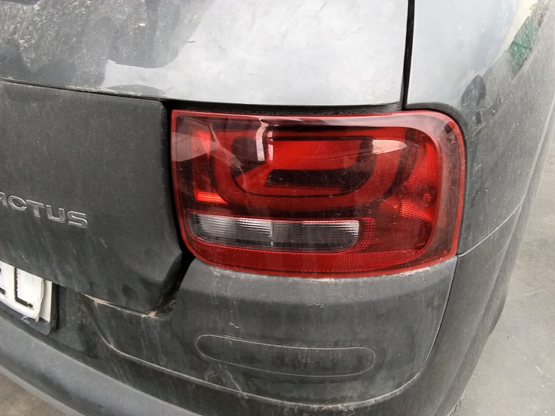Recambio de piloto trasero derecho para citroën c4 cactus 1.2 vti 82 referencia OEM IAM 9800916080  