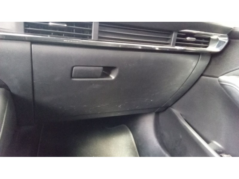 Recambio de guantera para mazda 3 hatchback (bp) 2.0 skyactiv-g m hybrid referencia OEM IAM BEPN6403002  
