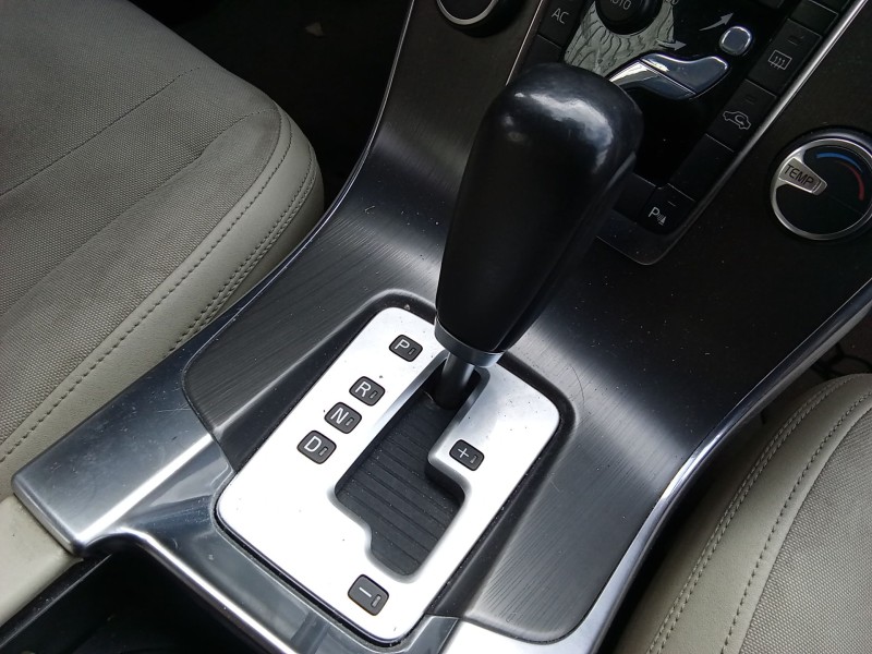 Recambio de palanca cambio para volvo v60 i (155) d3 / d4 referencia OEM IAM 31256036  