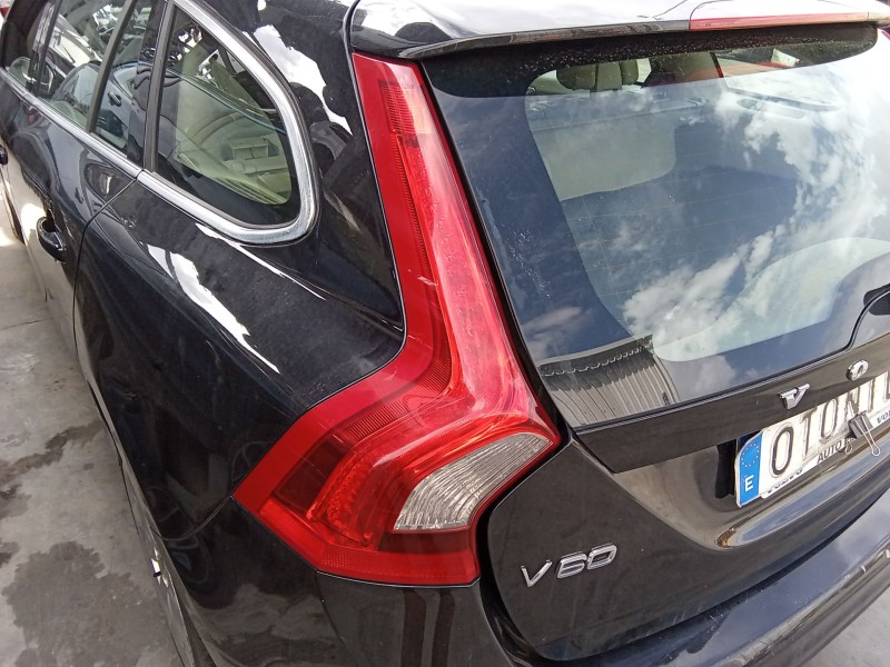 Recambio de piloto trasero izquierdo para volvo v60 i (155) d3 / d4 referencia OEM IAM 31395928  