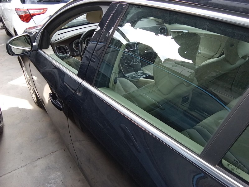 Recambio de puerta delantera izquierda para volvo v60 i (155) d3 / d4 referencia OEM IAM 32291064  