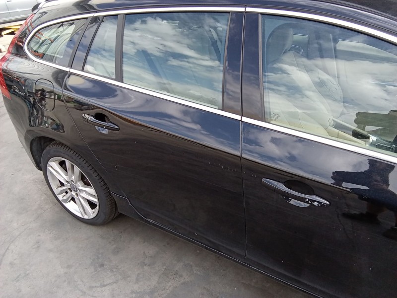 Recambio de puerta trasera derecha para volvo v60 i (155) d3 / d4 referencia OEM IAM 32291067  