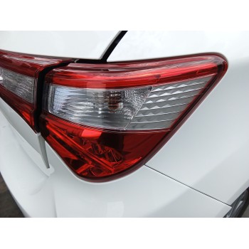 Recambio de piloto trasero derecho para toyota yaris (_p13_) 1.5 hybrid (nhp130_) referencia OEM IAM 815510D610  