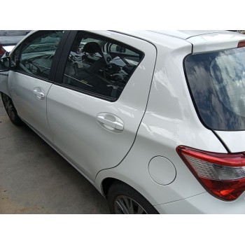 Recambio de puerta trasera izquierda para toyota yaris (_p13_) 1.5 hybrid (nhp130_) referencia OEM IAM 670040D550  