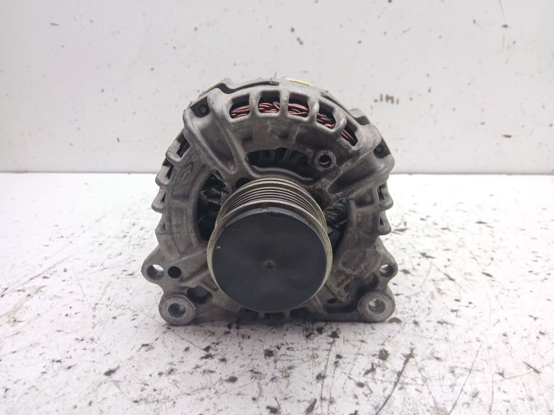 Recambio de alternador para skoda rapid spaceback (nh1) 1.4 tdi referencia OEM IAM 04B903023B  