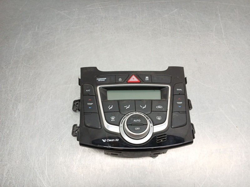 Recambio de mando climatizador para hyundai i30 (gd) 1.6 crdi referencia OEM IAM 97250a6521  