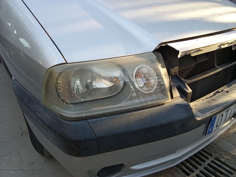 Recambio de faro derecho para fiat scudo furgoneta (220_) 2.0 jtd referencia OEM IAM 0009467119688  