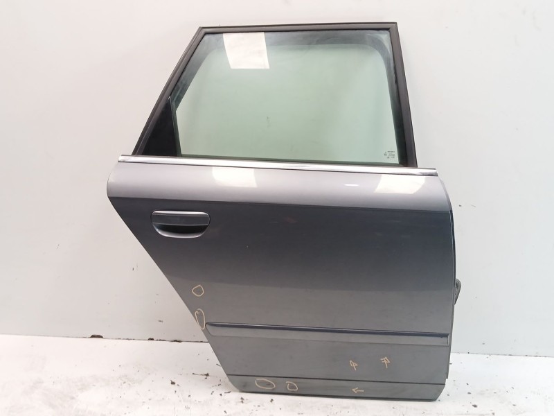 Recambio de puerta trasera derecha para seat exeo st (3r5) 2.0 tdi referencia OEM IAM 3R0833052  