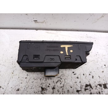 Recambio de mando elevalunas delantero izquierdo para opel insignia a (g09) 2.0 cdti (68) referencia OEM IAM 13222224 22915121 
