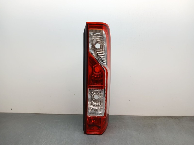 Recambio de piloto trasero derecho para opel movano b kasten/combi referencia OEM IAM 265500023R 4419379 16537036