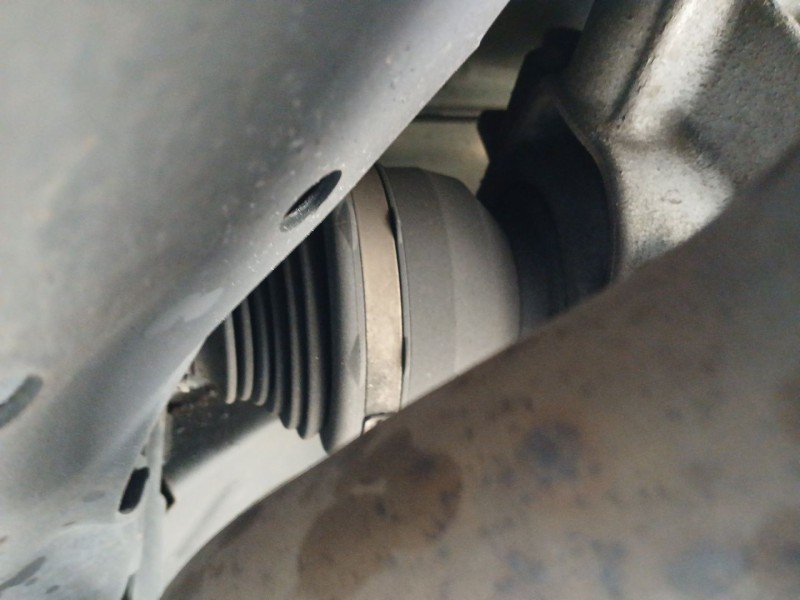 Recambio de transmision trasera izquierda para jaguar xe (x760) 2.0 d referencia OEM IAM GX734K139EA  