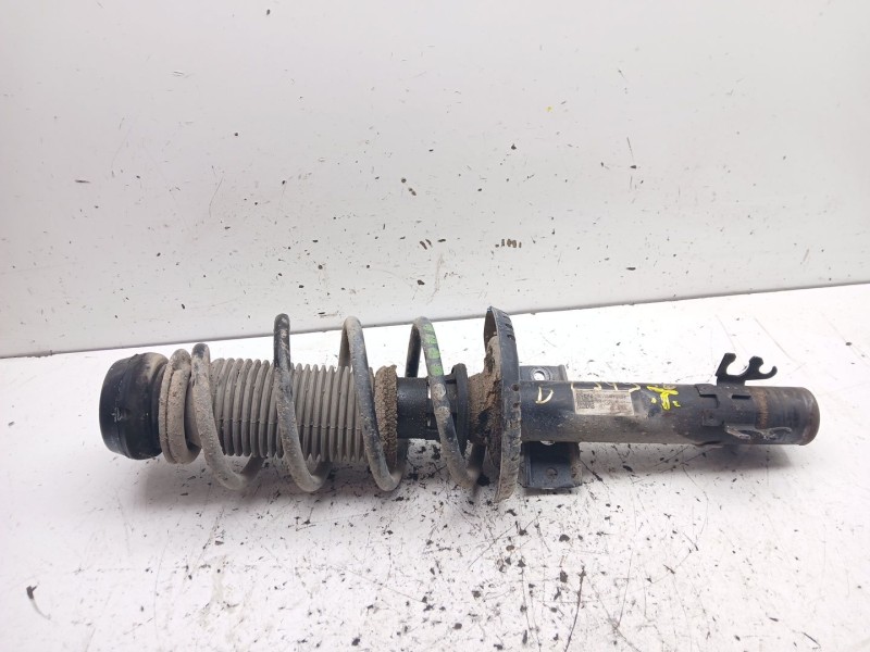 Recambio de amortiguador delantero derecho para skoda rapid spaceback (nh1) 1.4 tdi referencia OEM IAM 6R0413031BF  