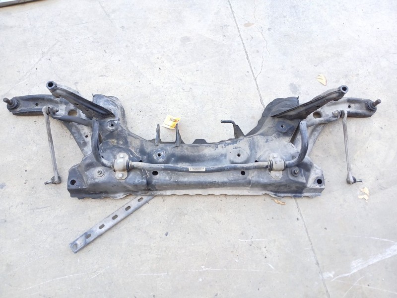 Recambio de puente delantero para ford fiesta vi (cb1, ccn) 1.4 tdci referencia OEM IAM 1758709  