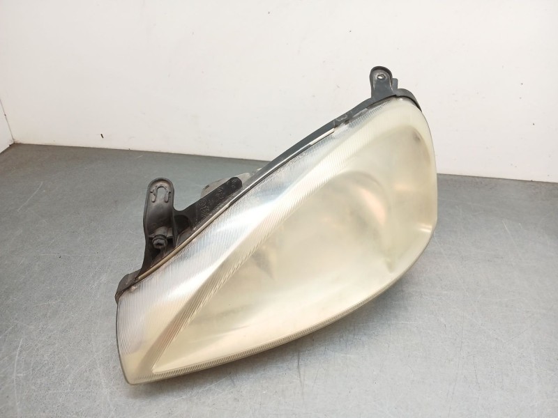 Recambio de faro izquierdo para opel corsa c (x01) 1.2 (f08, f68) referencia OEM IAM 09114329  