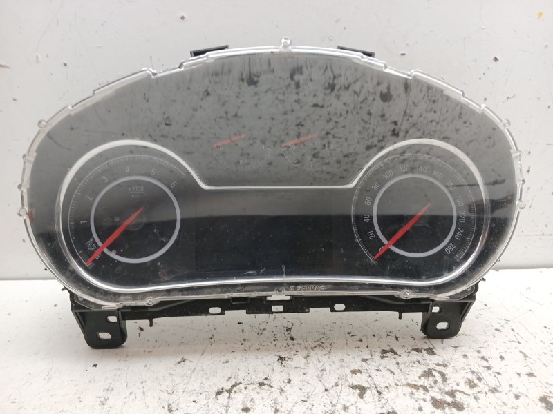 Recambio de cuadro instrumentos para opel insignia a (g09) 2.0 cdti (68) referencia OEM IAM 23344811  