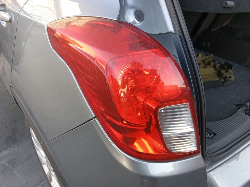 Recambio de piloto trasero izquierdo para opel mokka 1.5 (76) referencia OEM IAM 42599461  