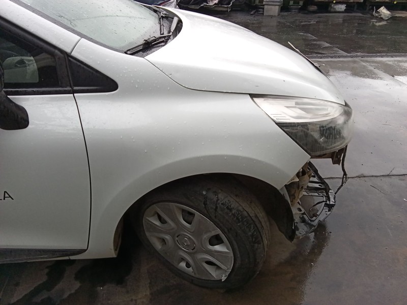 Recambio de aleta delantera derecha para renault clio iv furgón/hatchback (bh_) 1.5 dci 75 referencia OEM IAM 631002841R  