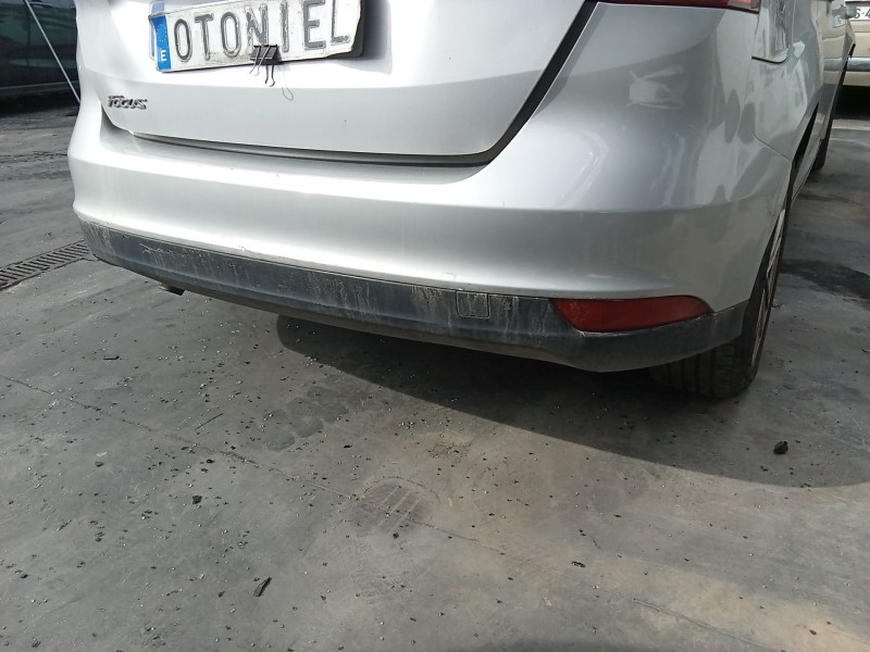 Recambio de paragolpes trasero para ford focus iii 1.5 tdci referencia OEM IAM 1877243 / 1872237  