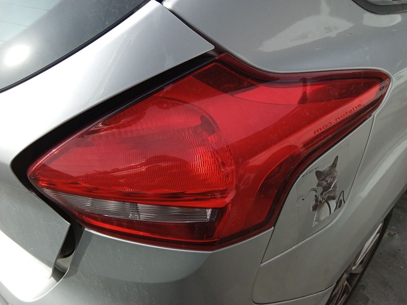 Recambio de piloto trasero derecho para ford focus iii 1.5 tdci referencia OEM IAM 1893908  