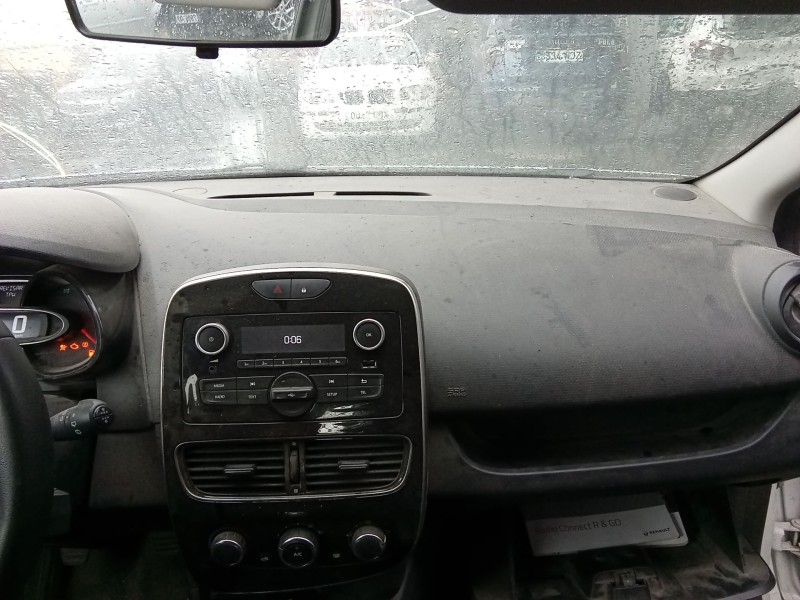 Recambio de salpicadero para renault clio iv furgón/hatchback (bh_) 1.5 dci 75 referencia OEM IAM 682001858R  