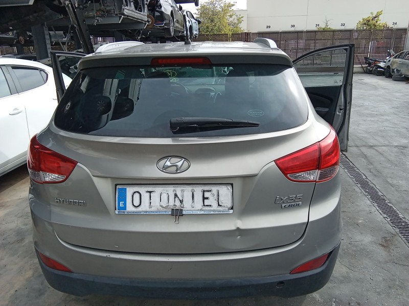 Recambio de porton trasero para hyundai ix35 (lm, el, elh) 1.7 crdi referencia OEM IAM 737002S030  
