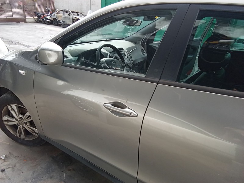 Recambio de puerta delantera izquierda para hyundai ix35 (lm, el, elh) 1.7 crdi referencia OEM IAM 760032S040  