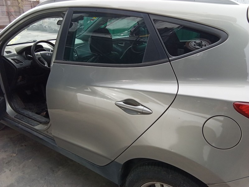 Recambio de puerta trasera izquierda para hyundai ix35 (lm, el, elh) 1.7 crdi referencia OEM IAM 770032S040  
