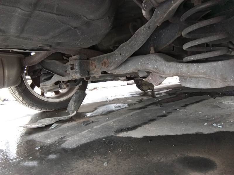 Recambio de puente trasero para mazda 5 (cw) 1.6 cd referencia OEM IAM C51328800B  