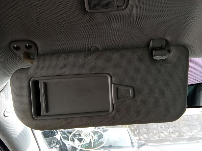 Recambio de parasol izquierdo para hyundai ix35 (lm, el, elh) 1.7 crdi referencia OEM IAM 852102S020OM  