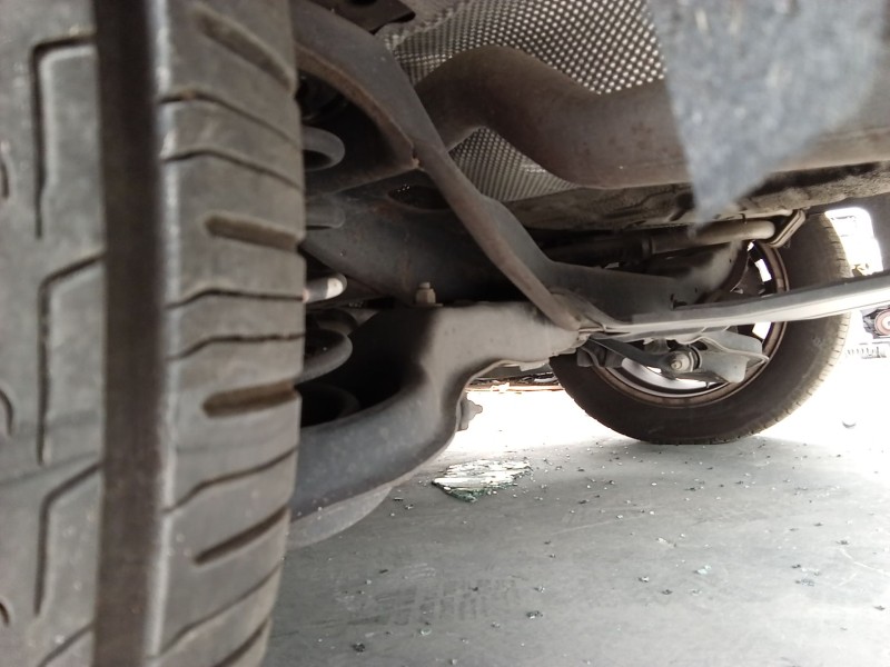 Recambio de puente trasero para ford focus iii 1.5 tdci referencia OEM IAM 2320059  
