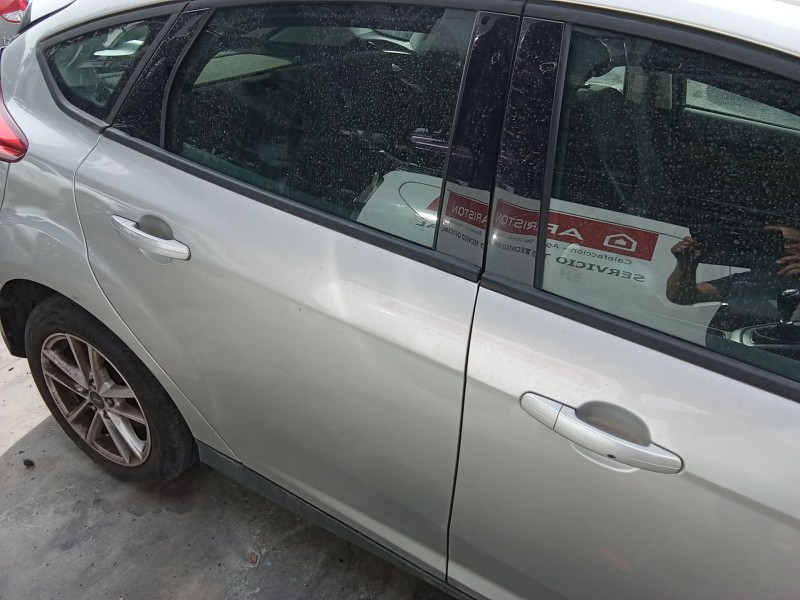 Recambio de puerta trasera derecha para ford focus iii 1.5 tdci referencia OEM IAM 2172759  