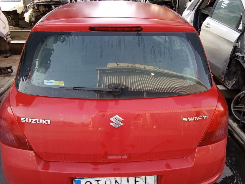 Recambio de porton trasero para suzuki swift iii (mz, ez) 1.3 (rs 413) referencia OEM IAM 6910063J23000  