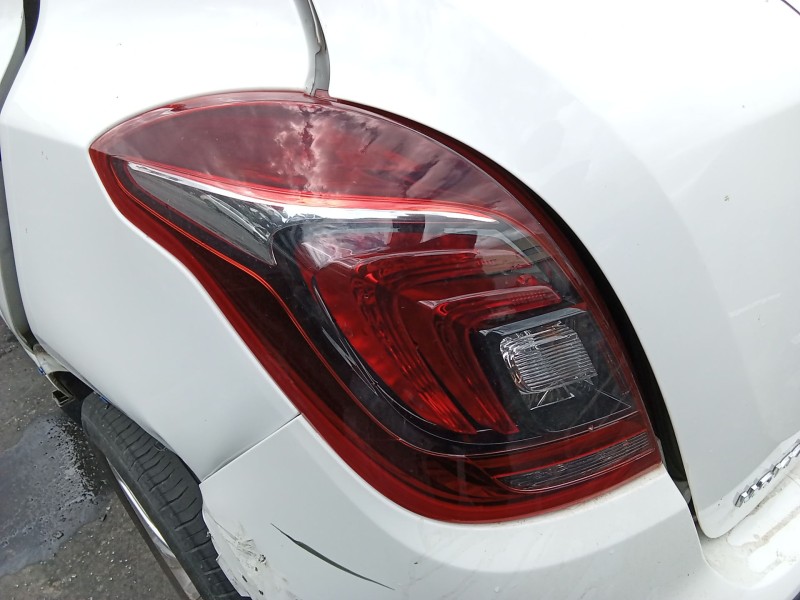 Recambio de piloto trasero izquierdo para opel mokka / mokka x (j13) 1.4 (_76) referencia OEM IAM 42758059  