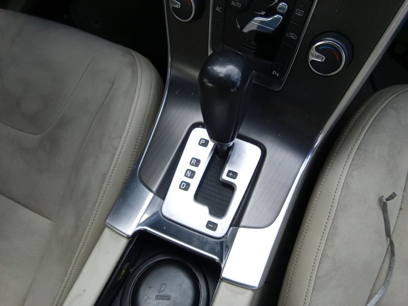 Recambio de caja cambios para volvo v60 i (155) d3 / d4 referencia OEM IAM 36051015  