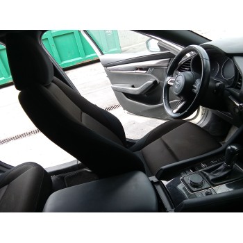 ASIENTO DELANTERO IZQUIERDO 