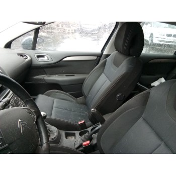 ASIENTO DELANTERO DERECHO 