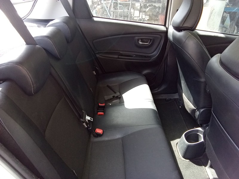 Recambio de asientos traseros para toyota yaris (_p13_) 1.4 d (nlp130_) referencia OEM IAM   
