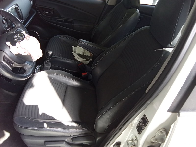 Recambio de asiento delantero izquierdo para toyota yaris (_p13_) 1.4 d (nlp130_) referencia OEM IAM   