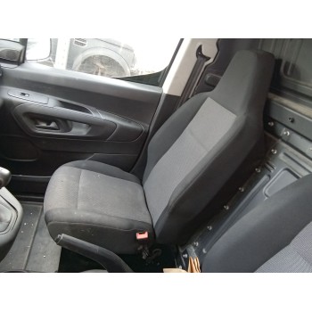 ASIENTO DELANTERO DERECHO 