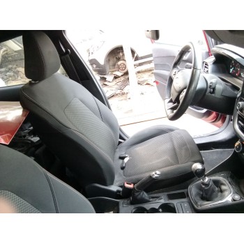 ASIENTO DELANTERO IZQUIERDO 