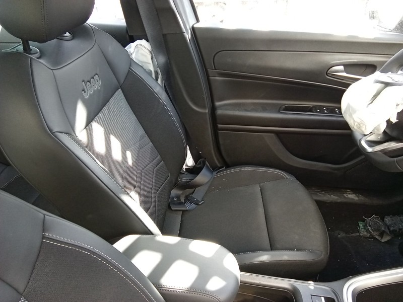 Recambio de asiento delantero izquierdo para jeep avenger (j2) electric referencia OEM IAM   