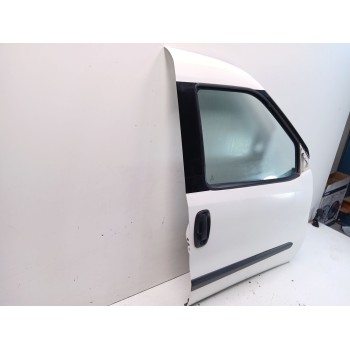 Recambio de puerta delantera derecha para opel combo furgón/monospace (x12) 1.3 cdti (b05) referencia OEM IAM 52122944 95530929 