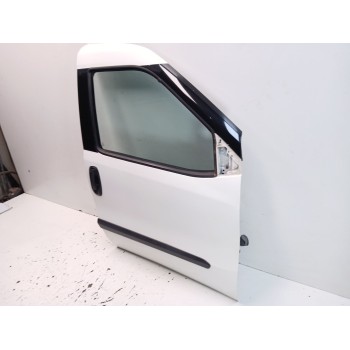 Recambio de puerta delantera derecha para opel combo furgón/monospace (x12) 1.3 cdti (b05) referencia OEM IAM 52122944 95530929 