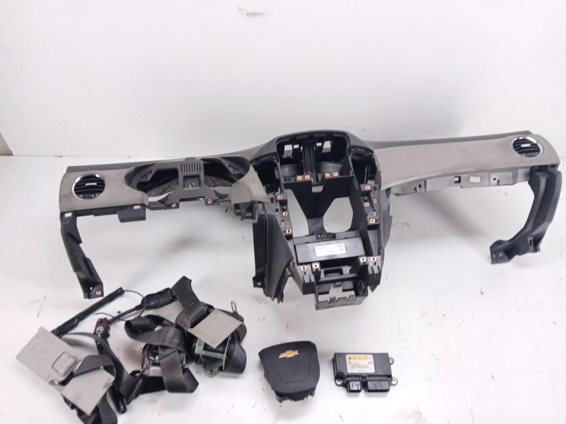 Recambio de kit airbag para chevrolet cruze (j300) 1.6 referencia OEM IAM 13582437 42756500 