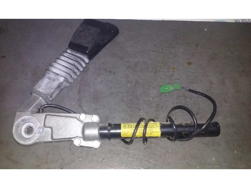 Recambio de pretensor airbag izquierdo para opel vectra b berlina básico referencia OEM IAM   