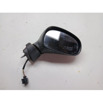 RETROVISOR DERECHO E9024456 