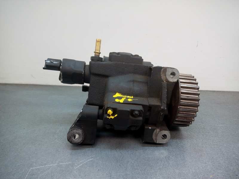 Recambio de bomba inyeccion para renault megane ii familiar authentique referencia OEM IAM 8200821184  