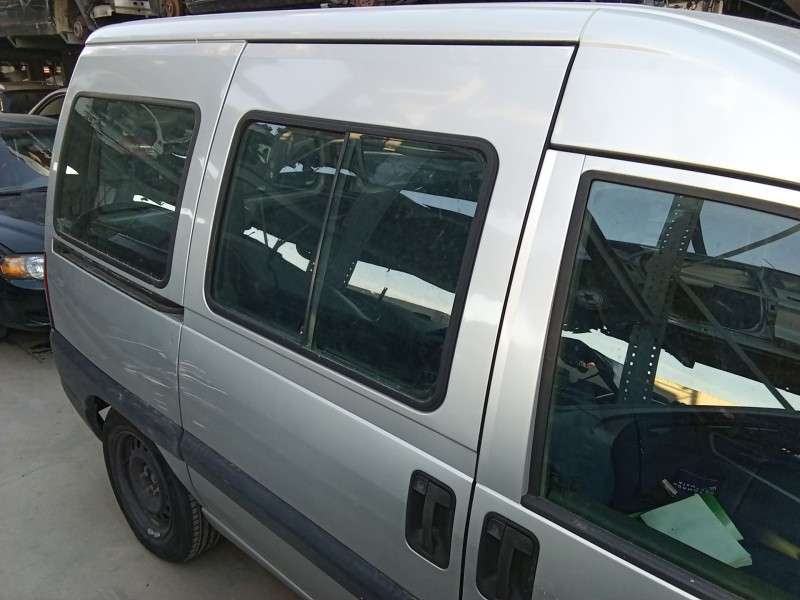 Recambio de puerta lateral corredera derecha para fiat scudo furgoneta (220_) 2.0 jtd referencia OEM IAM   