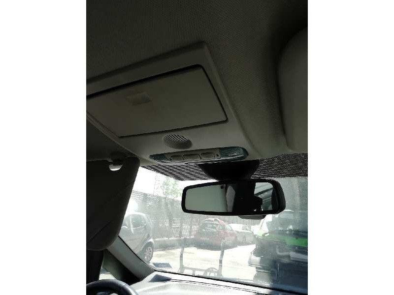 Recambio de luz interior para ford b-max titanium referencia OEM IAM   